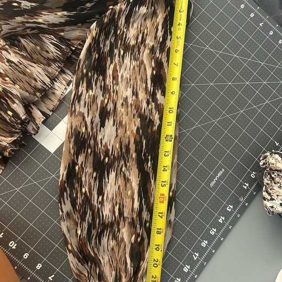 MSK Abstract Pattern Long Sleeve Dress - Picture 8 of 11